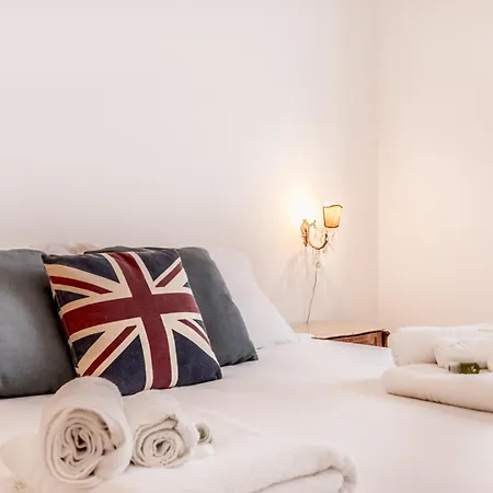 Retro Design Flat Near Vaticano *